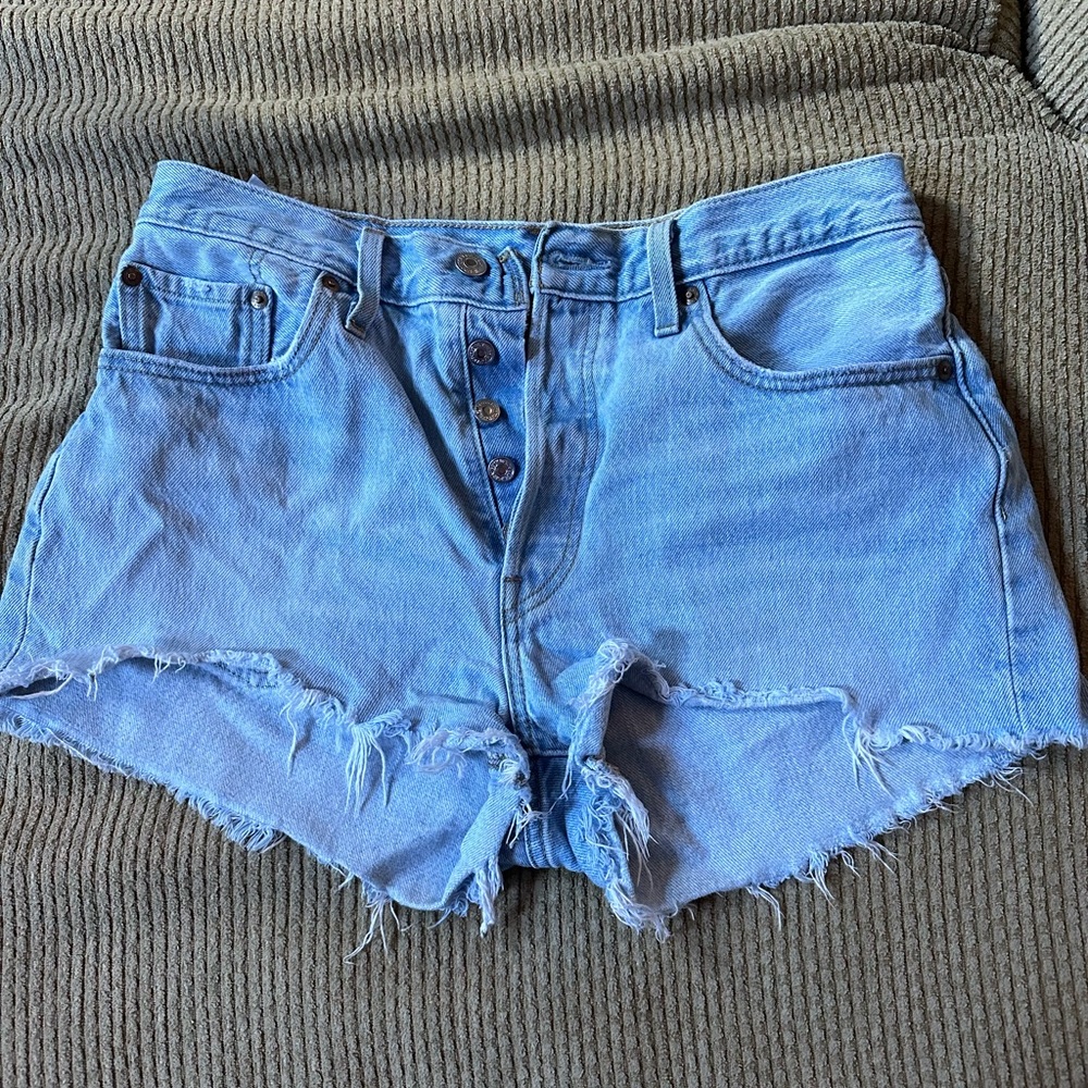 Women’s Levi’s Jean shorts